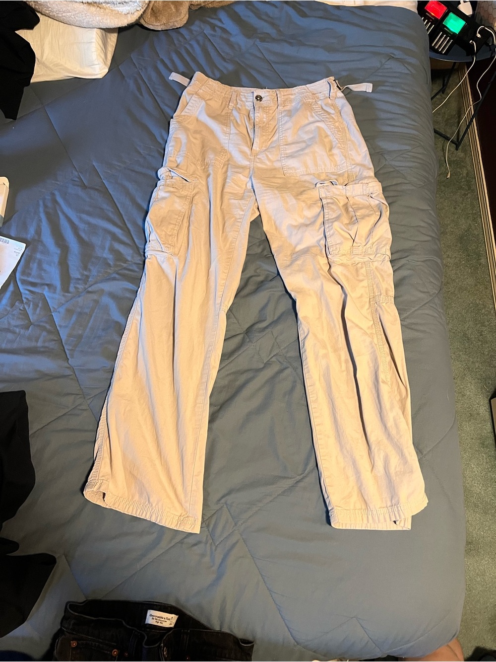 Bershka Straight-Leg Cargo Pants